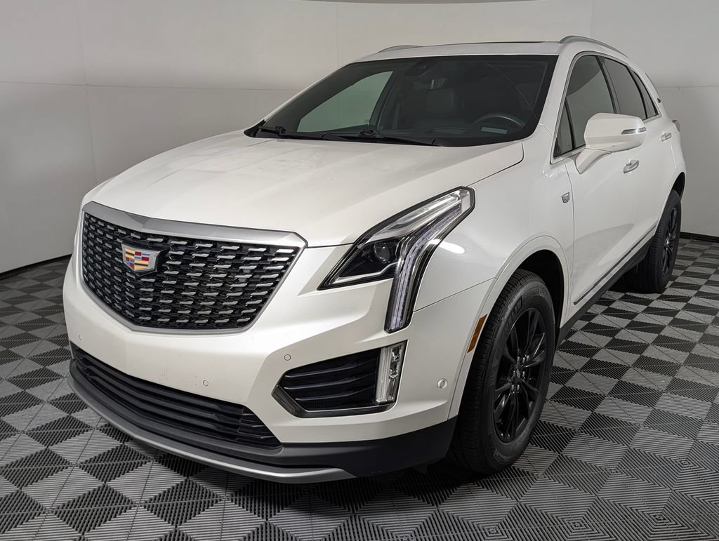 Used 2022 Cadillac XT5 Premium Luxury w/ Technology Package FWD image 1
