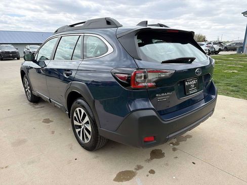 Certified 2025 Subaru Outback AWD/4WD image 4