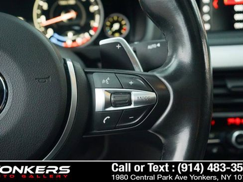 Used 2019 BMW X6 xDrive50i w/ M Sport Package image 32