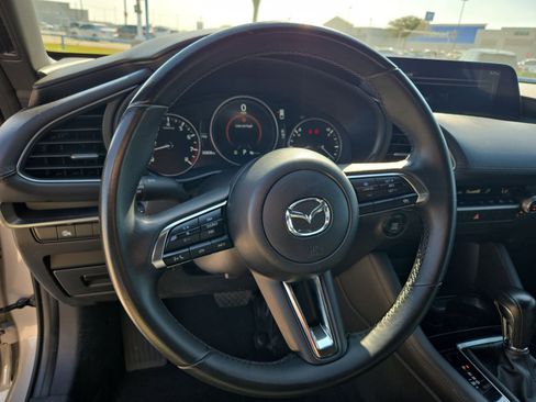 Used 2025 MAZDA MAZDA3 s Sport image 17