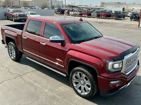 Used 2017 GMC Sierra 1500 Denali w/ Denali Ultimate Package image 9