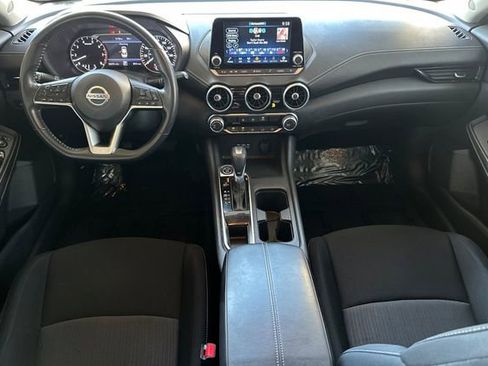 Used 2022 Nissan Sentra SV image 12