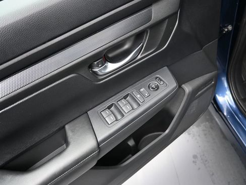 Used 2024 Honda CR-V LX image 19