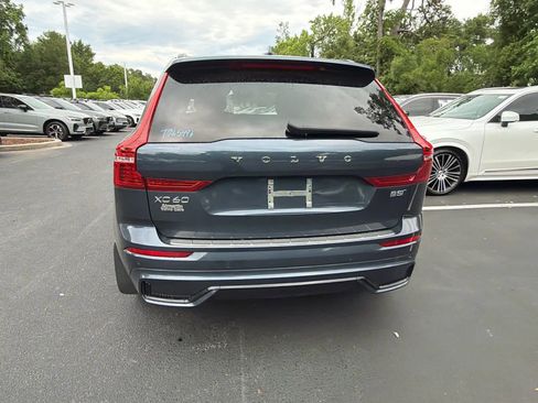 Used 2024 Volvo XC60 B5 Core w/ Protection Package Premier AWD/4WD image 14