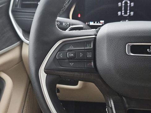 New 2026 Jeep Grand Cherokee L Limited image 17