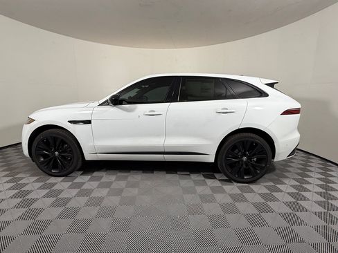New 2026 Jaguar F-PACE R-Dynamic S image 2