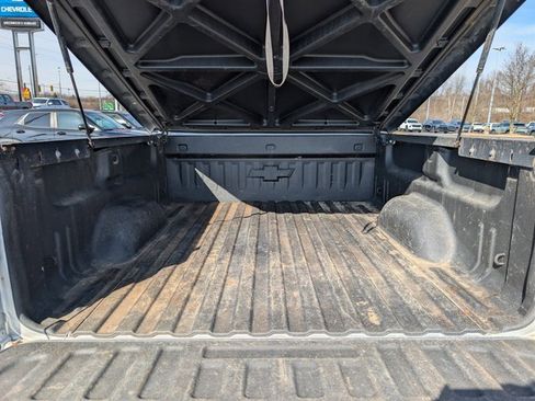 Used 2017 Chevrolet Silverado 1500 LT w/ Redline Edition image 19