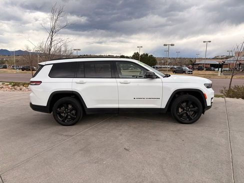 Used 2021 Jeep Grand Cherokee L Laredo image 9