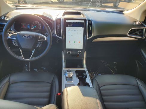 Used 2024 Ford Edge SEL w/ Convenience Package image 25