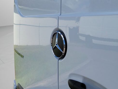 Used 2026 Mercedes-Benz Sprinter 2500 image 30