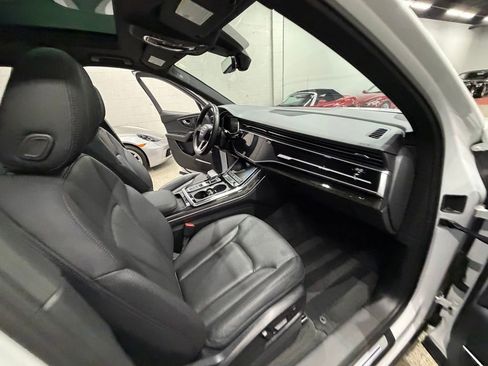 Used 2022 Audi Q7 3.0T Premium Plus AWD/4WD image 35