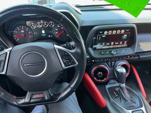 Used 2016 Chevrolet Camaro SS image 10