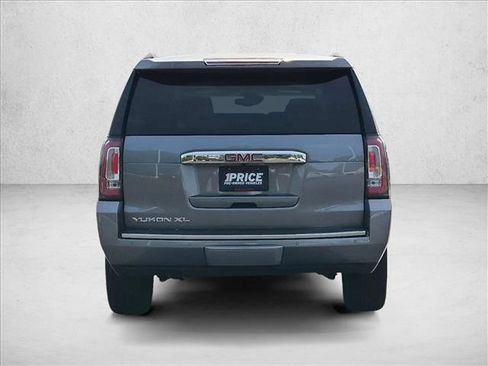Used 2018 GMC Yukon XL Denali w/ Denali Ultimate Package RWD image 7