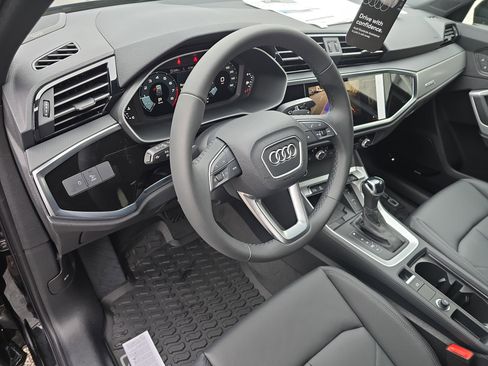 New 2025 Audi Q3 2.0T Premium image 16
