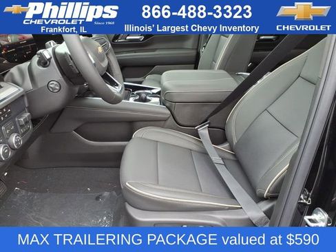 New 2026 Chevrolet Suburban Premier image 6