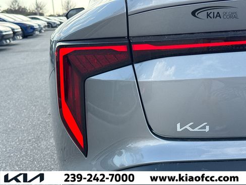 New 2025 Kia K4 LXS image 10