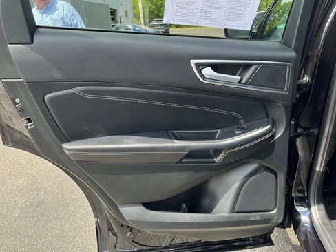 Used 2023 Ford Edge Titanium w/ Cargo Accessory Package AWD/4WD image 23