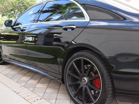 Used 2015 Mercedes-Benz S 63 AMG 4MATIC Sedan image 23