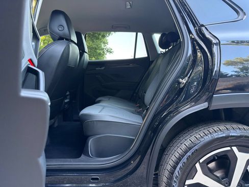 Used 2026 Volkswagen Tiguan SE AWD/4WD image 28