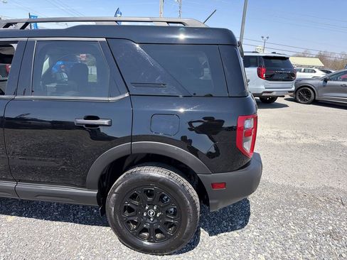 Used 2025 Ford Bronco Sport Badlands AWD/4WD image 9