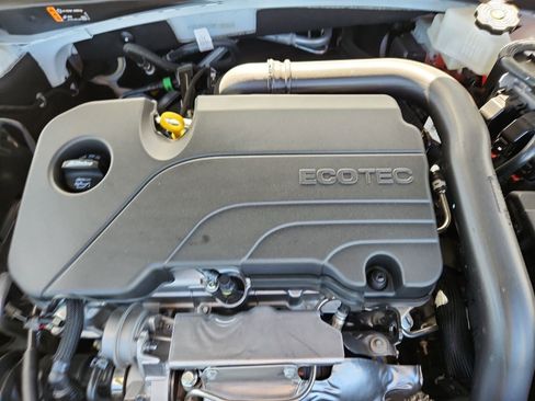 Used 2024 Chevrolet Malibu LT FWD image 29