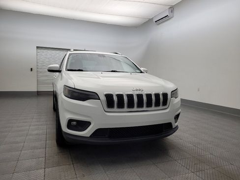 Used 2020 Jeep Cherokee Latitude Plus image 14