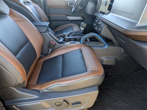 Certified 2023 Ford Bronco Outer Banks image 12