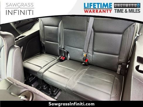 Used 2024 Chevrolet Tahoe Premier RWD image 14