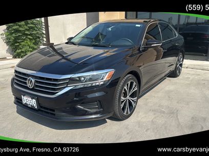 Used 2021 Volkswagen Passat 2.0T SE