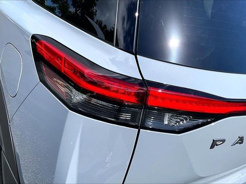 New 2026 Nissan Pathfinder Platinum w/ Cargo Package FWD image 14