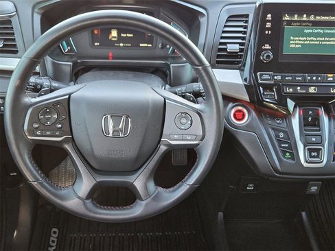 Used 2023 Honda Odyssey Sport image 10
