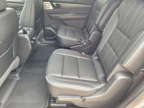 New 2026 Buick Enclave Avenir FWD image 25