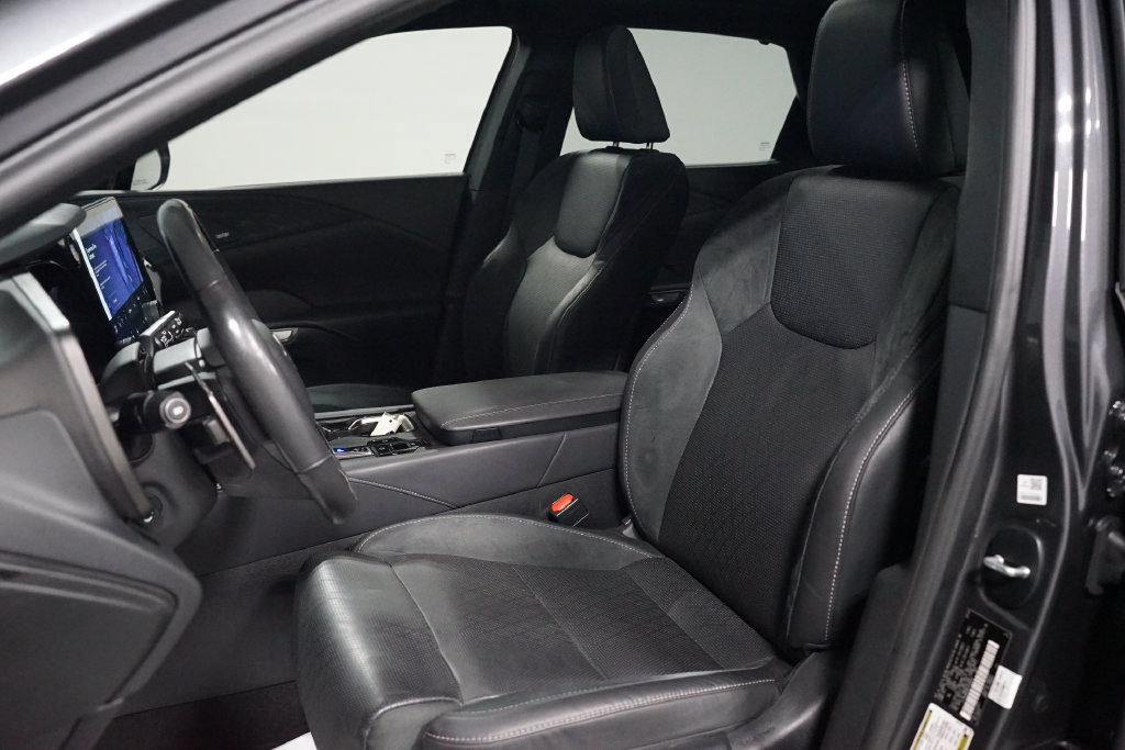 Used 2024 Lexus RX 350 FWD w/ Convenience Package image 27