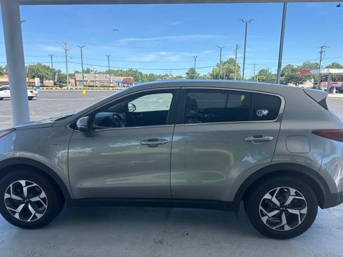 Used 2020 Kia Sportage LX w/ LX Popular Package AWD/4WD image 7