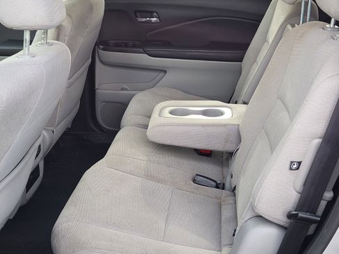 Used 2016 Honda Pilot EX image 14
