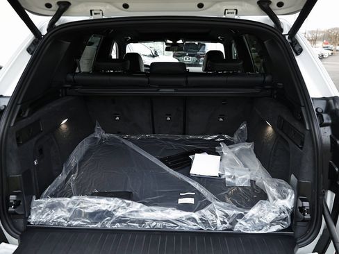 New 2026 BMW X5 xDrive40i w/ M Sport Package image 30