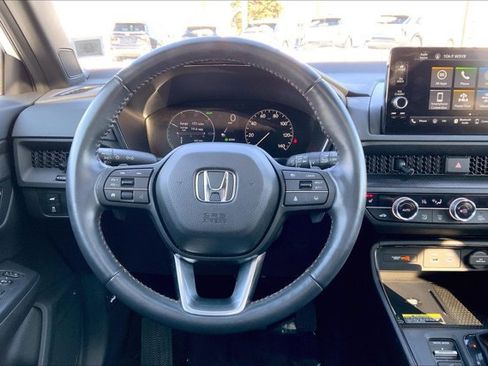 Used 2025 Honda CR-V Sport-L image 4