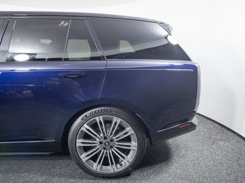 Used 2023 Land Rover Range Rover SE AWD/4WD image 15