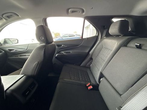 Used 2024 Chevrolet Equinox LT image 12