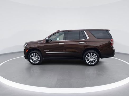 Used 2023 Chevrolet Tahoe High Country w/ LPO, Illumination Package image 5