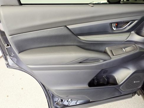 Used 2025 Subaru Ascent Bronze Edition image 10