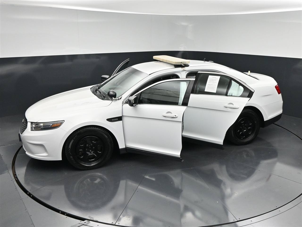 Used 2015 Ford Taurus Police Interceptor AWD image 35