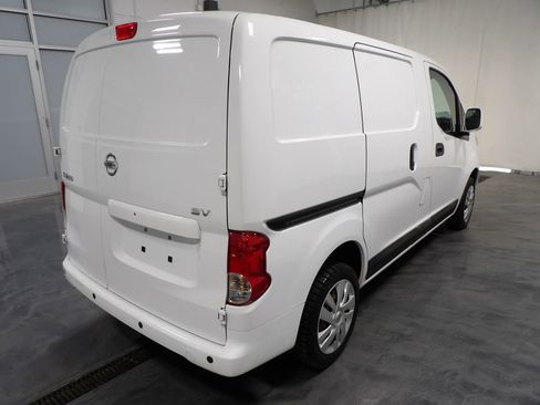 Used 2021 Nissan NV200 SV image 4