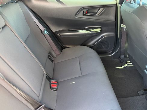 Used 2025 Toyota Prius Plug-In Hybrid image 14