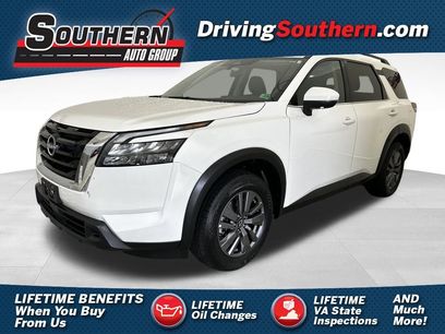 Used 2025 Nissan Pathfinder SV