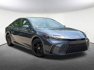 Used 2026 Toyota Camry SE w/ Convenience Package FWD video 2