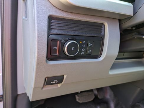 New 2025 Ford F450 XL w/ XL Chrome Package image 18