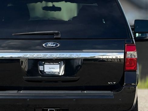 Used 2015 Ford Expedition XLT AWD/4WD image 14