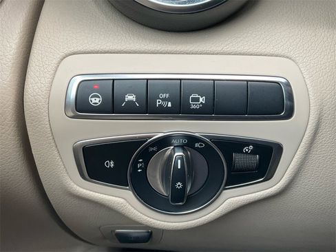 Used 2019 Mercedes-Benz GLC 43 AMG 4MATIC image 11