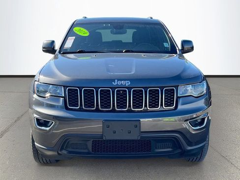 Certified 2019 Jeep Grand Cherokee Laredo w/ 18" Wheel & 8.4" Radio Group image 2